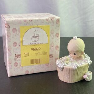 Vintage Enesco Precious Moments A Tub Full of Love Figurine